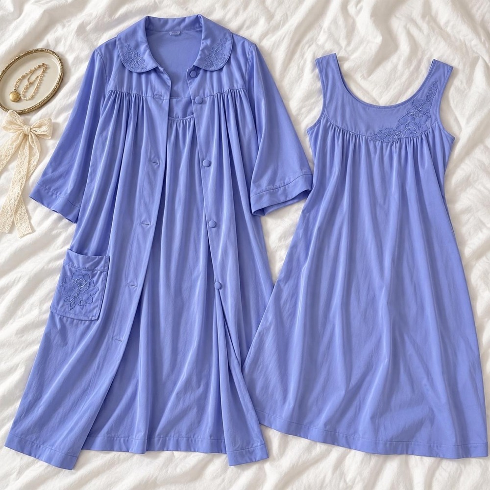 avender peignoir set  90s Lorraine medium lavender nylon peignoir robe